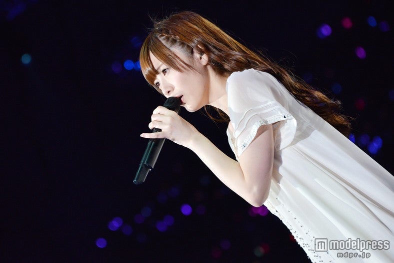 白石麻衣「乃木坂46 2ND YEAR BIRTHDAY LIVE」より