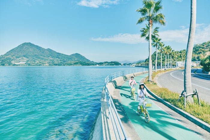 せとうちの海や空をバックに爽快サイクリング!(提供画像)