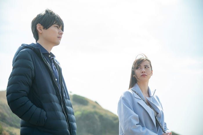 古川雄輝、山下リオ(C)ドラマ「RISKY」製作委員会・MBS