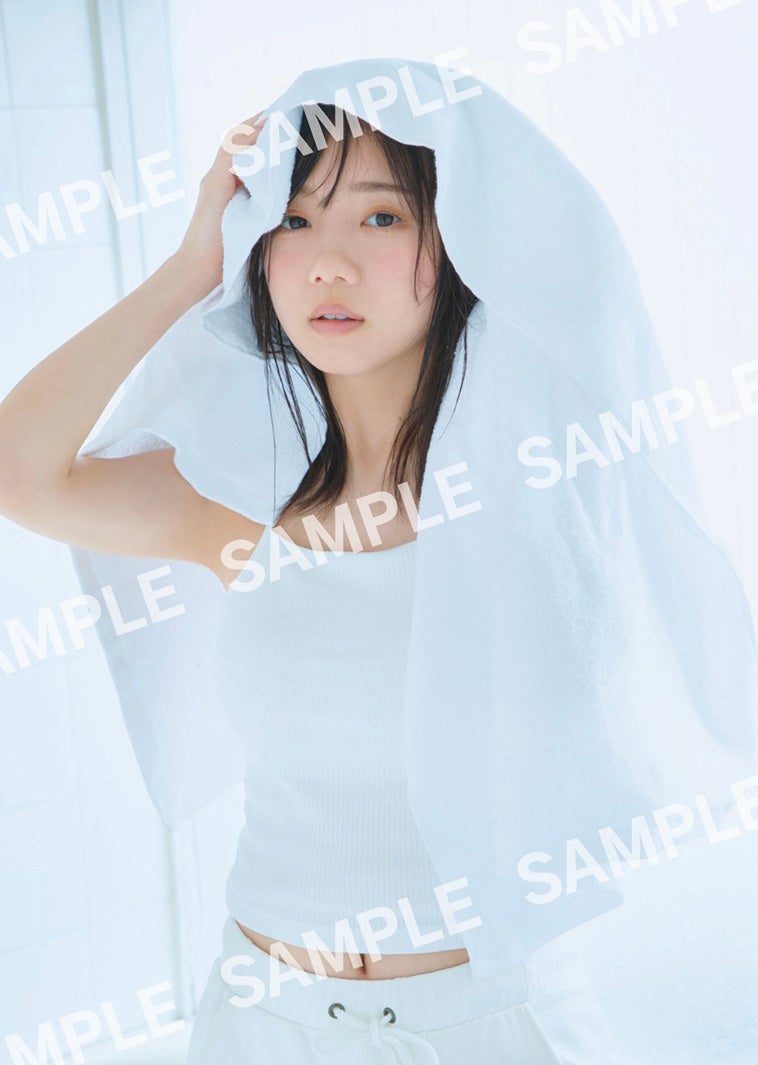 画像4/7) 日向坂46齊藤京子、キュートなサンタルック「WHITE 画像4/7) 日向坂46齊藤京子、キュートなサンタルック「WHITE