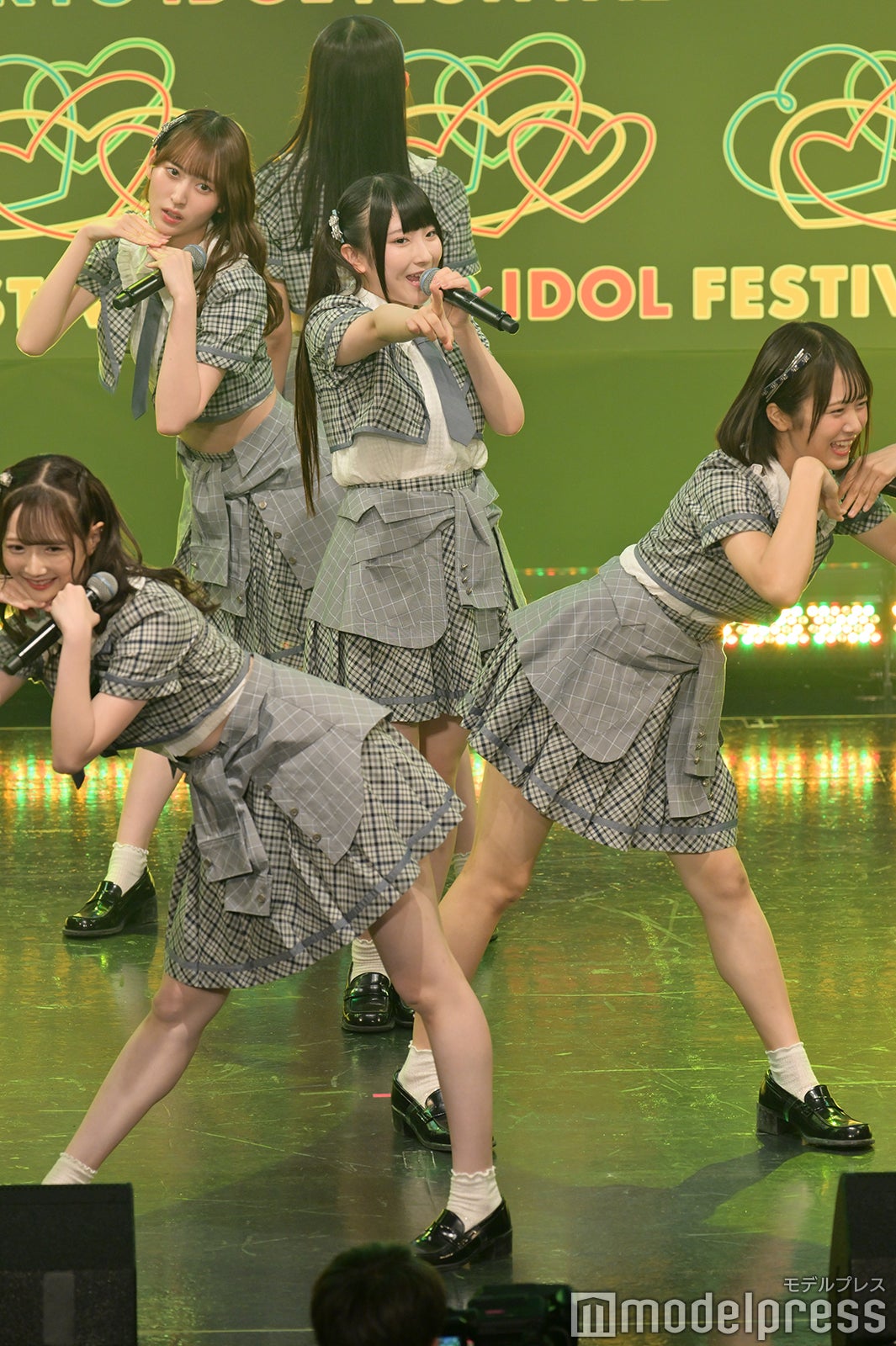 ≠ME （C）モデルプレス