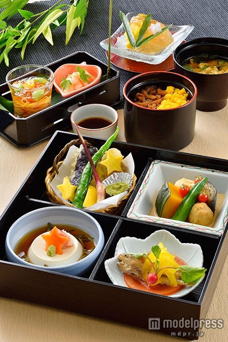 七夕膳¥2880/れすとらん北齋(C)Disney