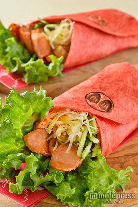 「カフェ・オーリンズ」チャーシューのトルティーヤラップ/TDL(C)Disney