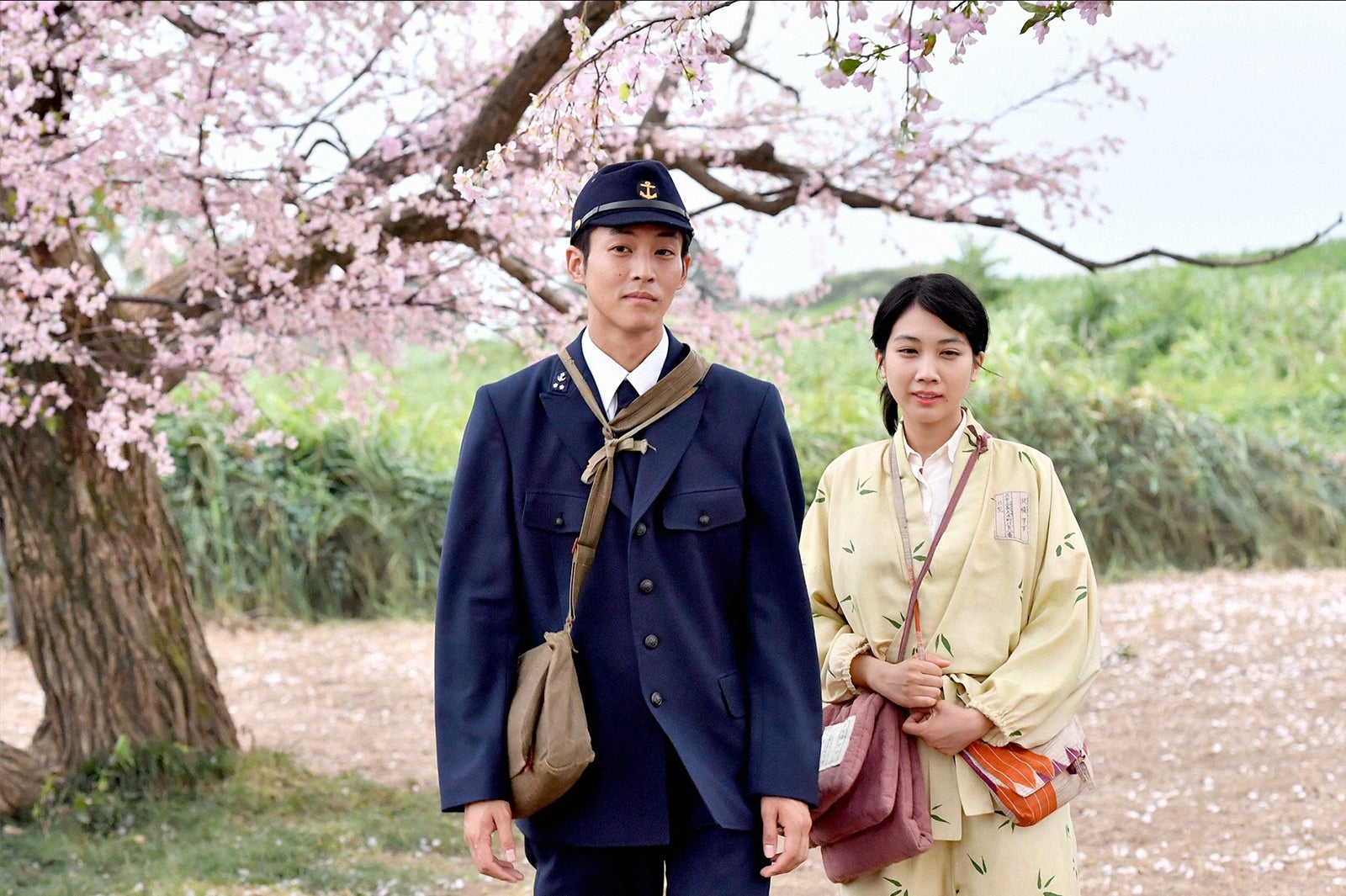 松坂桃李、松本穂香／「この世界の片隅に」第6話より（C）TBS