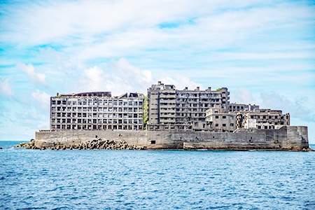 「端島（軍艦島）」