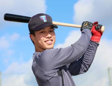 阪神 ドラフト3位の岡城が地元の岡山で自主トレ公開 目標は糸井嘉男SA 「1番・センターでスタメン出場することを目指して頑張っていきたい」