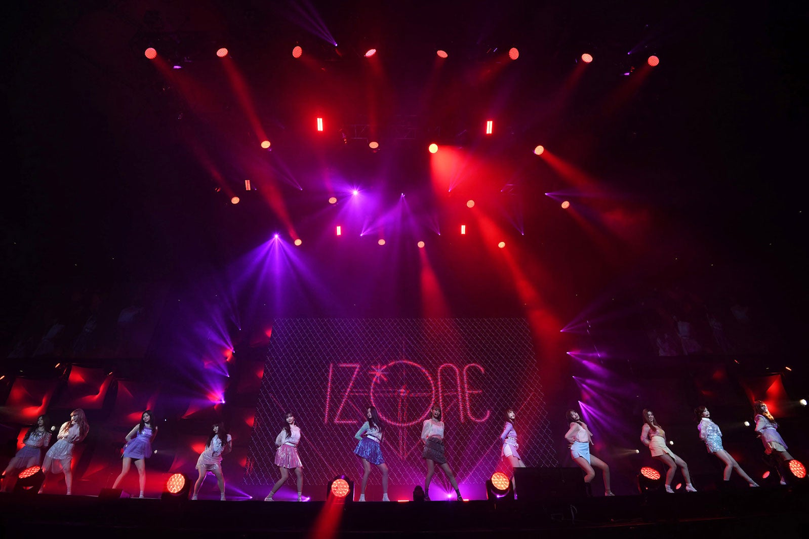 IZ*ONE （C）OFF THE RECORD