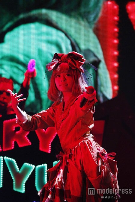 きゃりーぱみゅぱみゅ／撮影：山内洋枝