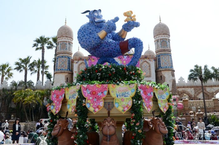 ジーニーとダッフィーのトピアリー/ディズニーシー(アラビアンコースト)