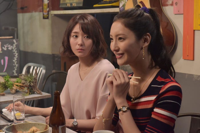木村文乃、菜々緒/『ボク、運命の人です。』第6話より(画像提供:日本テレビ)
