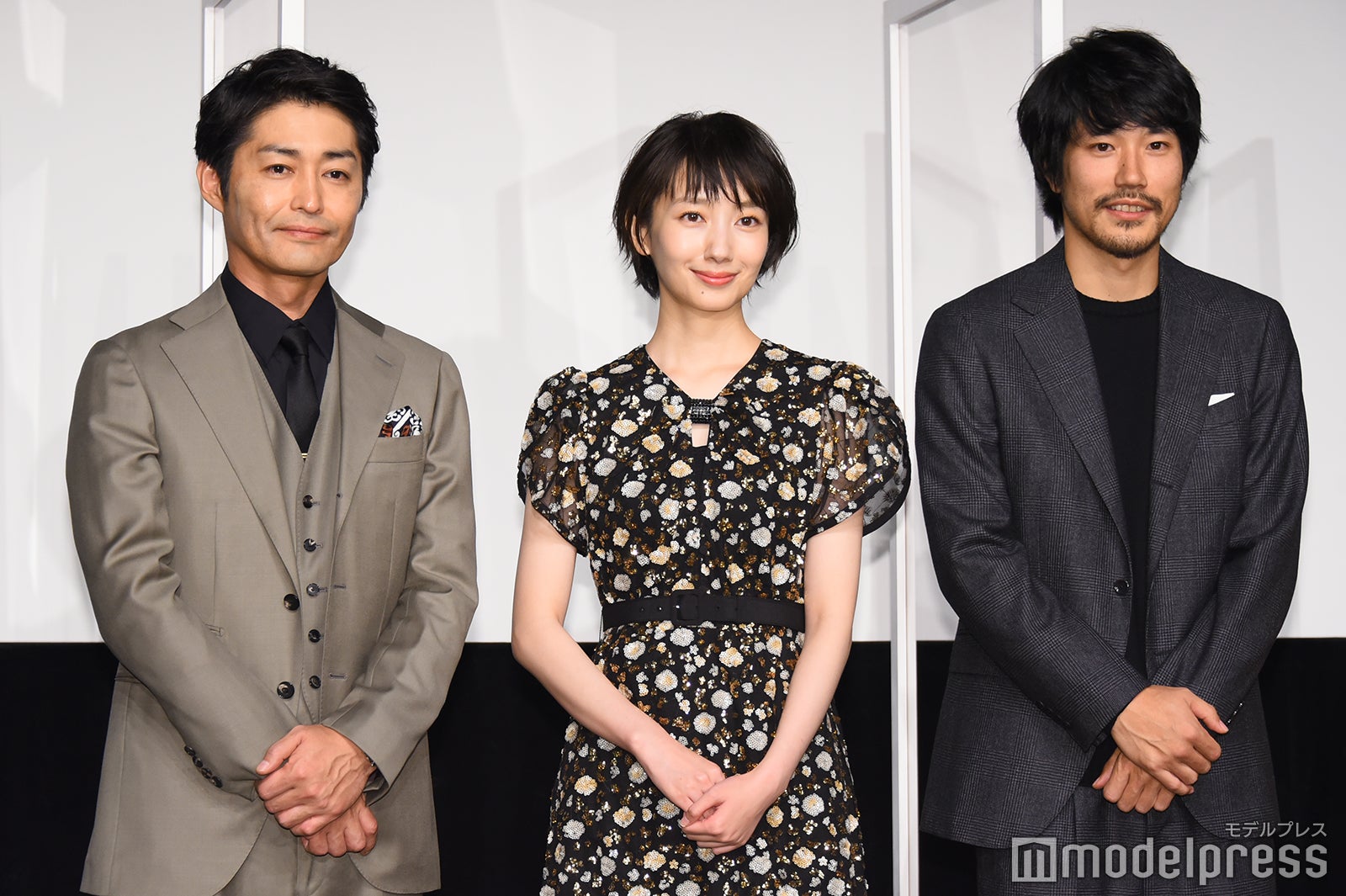 安田顕、波瑠、松山ケンイチ（C）モデルプレス