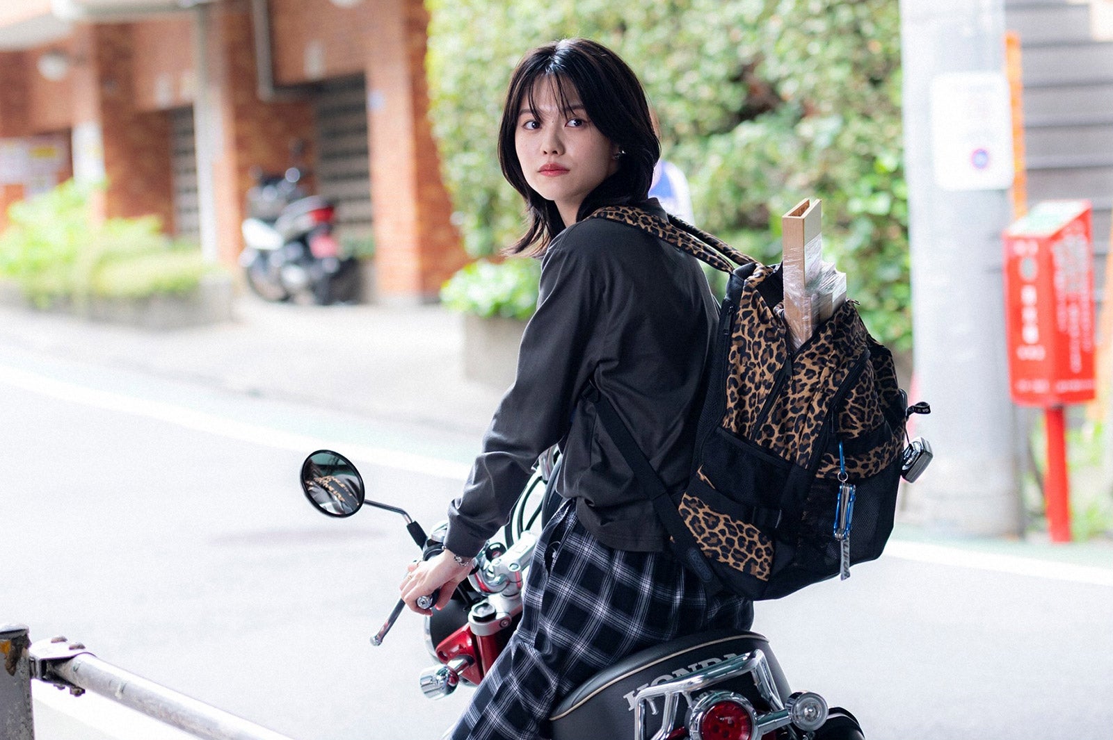 志田彩良「君の花になる」第4話より（C）TBS