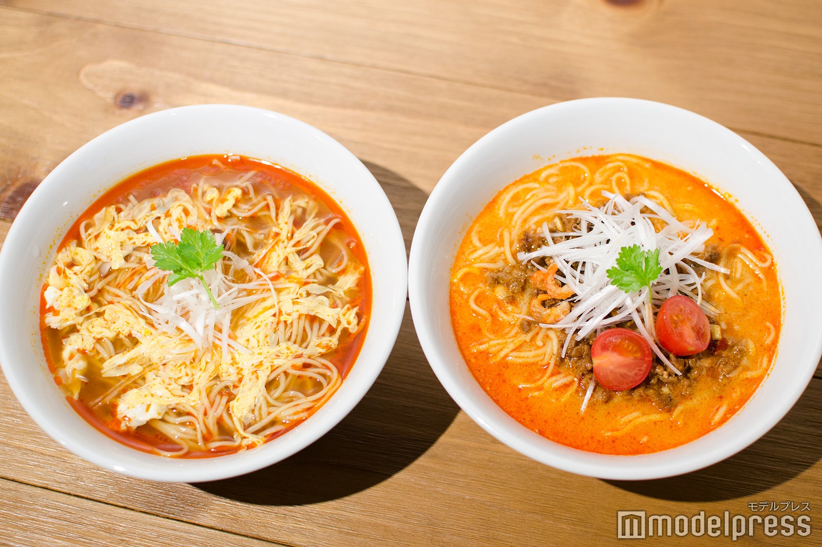 （C）モデルプレス