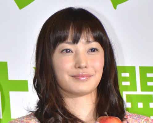 菅野美穂、結婚後初の公の場「無敵の夫婦に…」