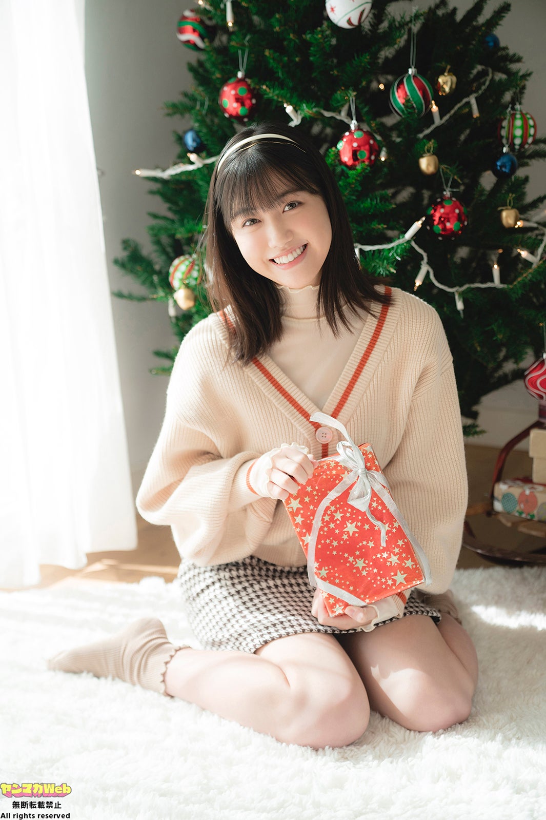 和泉芳怜（C）カノウリョウマ／ヤンマガWeb