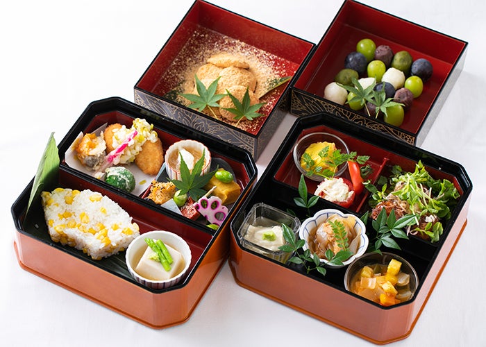 “美味しいヴィーガン料理”や“体に優しい夢のスイーツビュッフェ”／画像提供：サンリオ