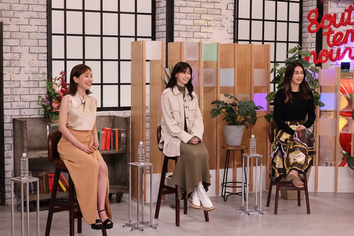 (左から)田中みな実、西野七瀬、長谷川京子(C)カンテレ