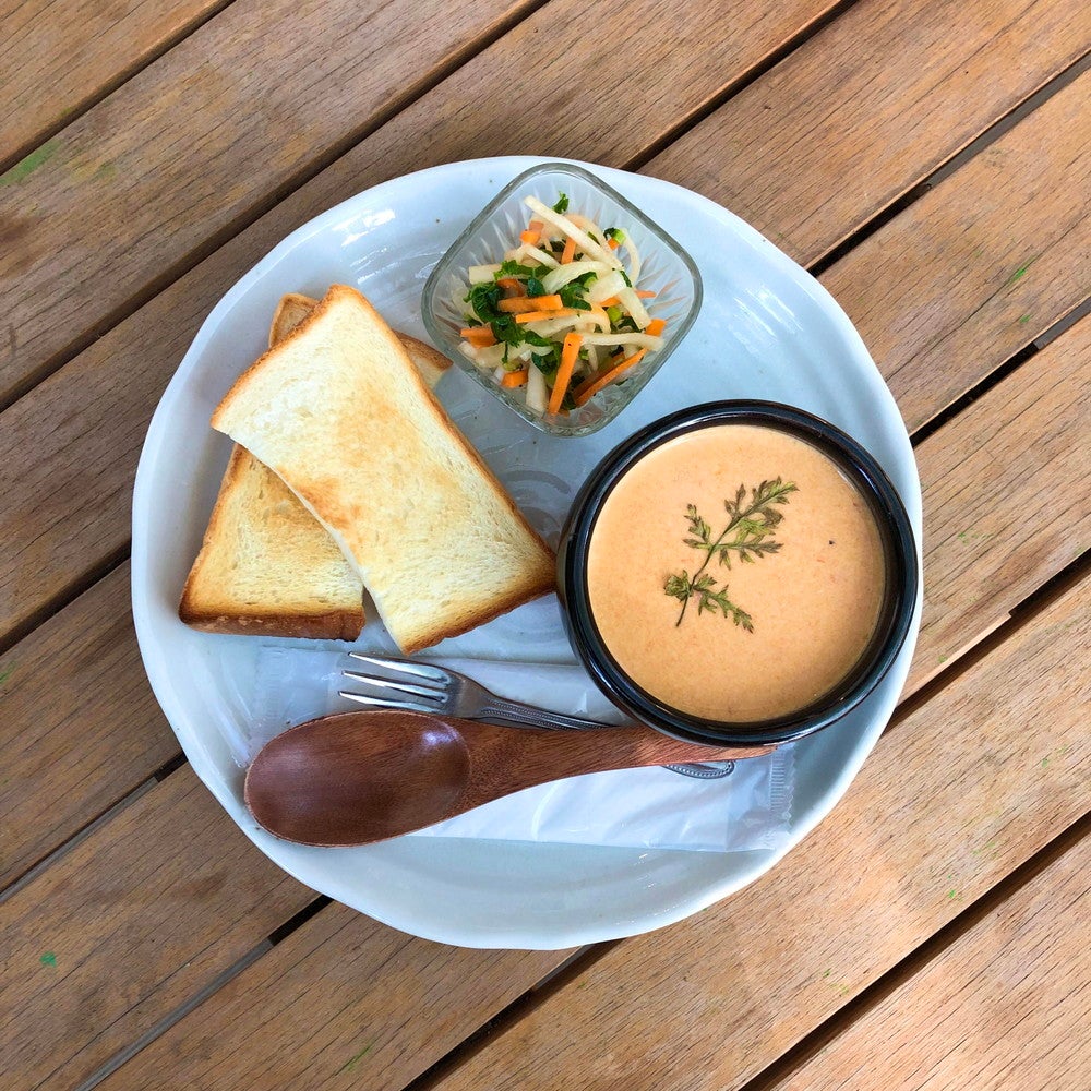 ポタージュ・パンセット／画像提供：史跡の駅 おたカフェ