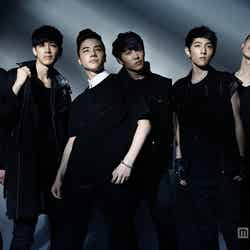 デビュープロジェクト「WIN：Who Is Next」の「TEAM B」メンバー（左より）ク・ジンフェ、ソン・ユンヒョン、キム・ジンファン、B．I、キム・ドンヒョク、BOBBY