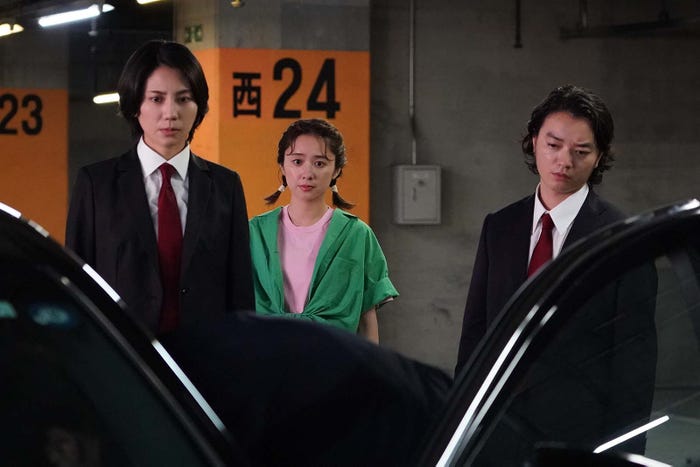 松下奈緒、堀田真由、染谷将太「CODE―願いの代償―」第8話より(C)読売テレビ・日本テレビ