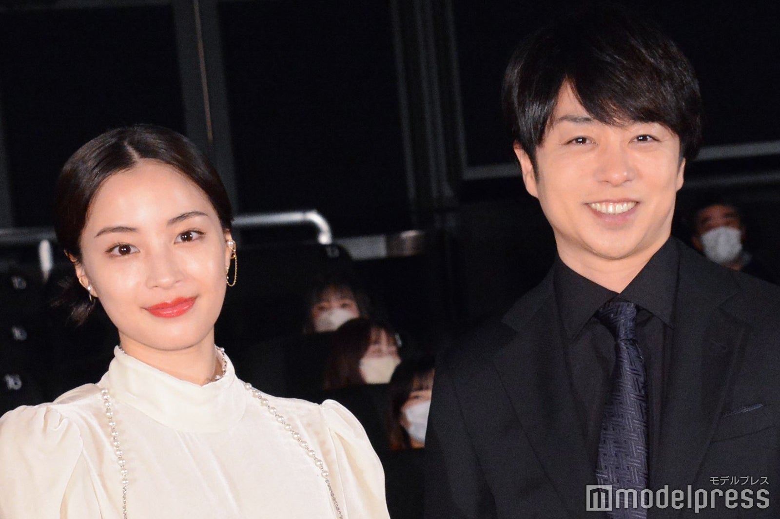 櫻井翔「うちのメンバーが何度もお世話に」佐藤浩市の撮影を密かに観察 広瀬すずも全く気付かず＜映画 ネメシス 黄金螺旋の謎＞