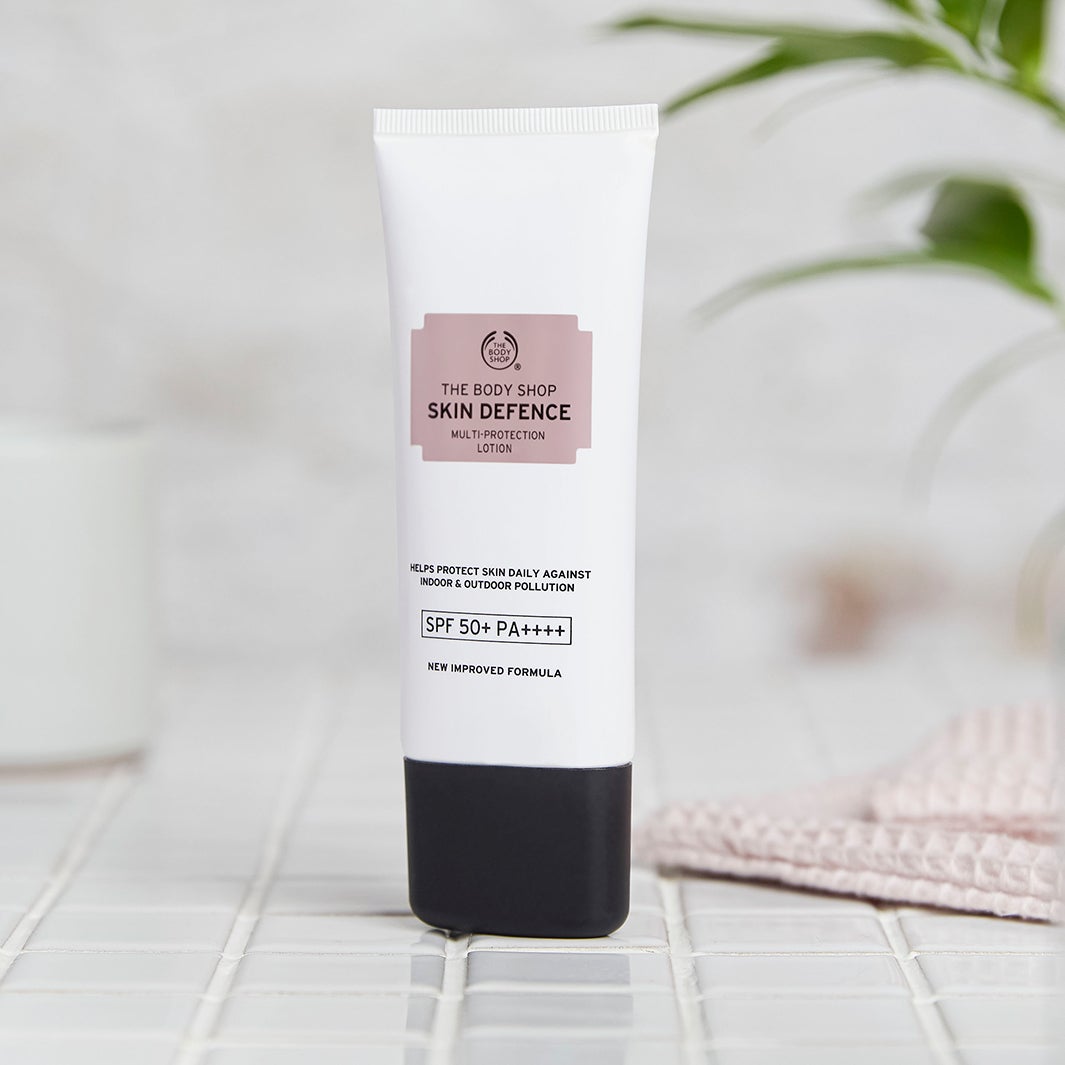 「スキンディフェンス プロテクションローション SPF50＋ PA＋＋＋＋」60mL ※プレゼントの対象は、40mL（提供写真）