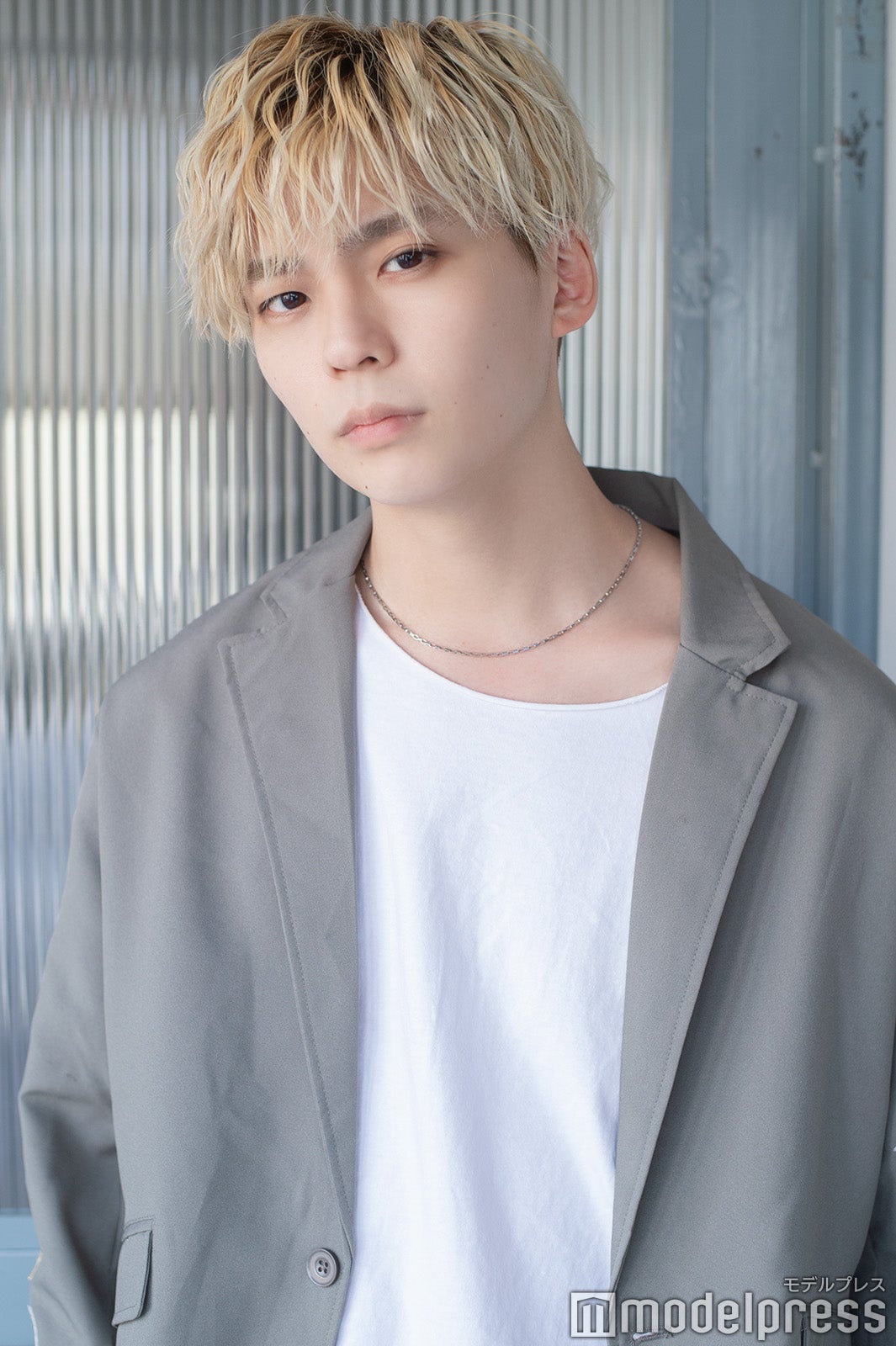 REI（C）モデルプレス