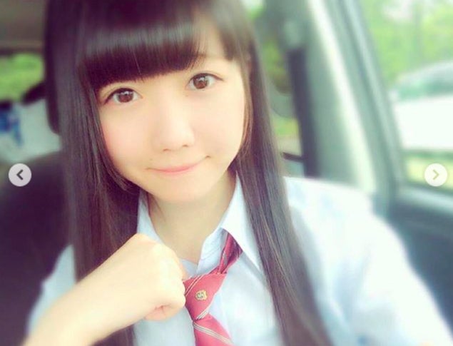 ＝LOVE大谷映美里「ニセとガチ」制服ショット公開で「どっちも最強」の声