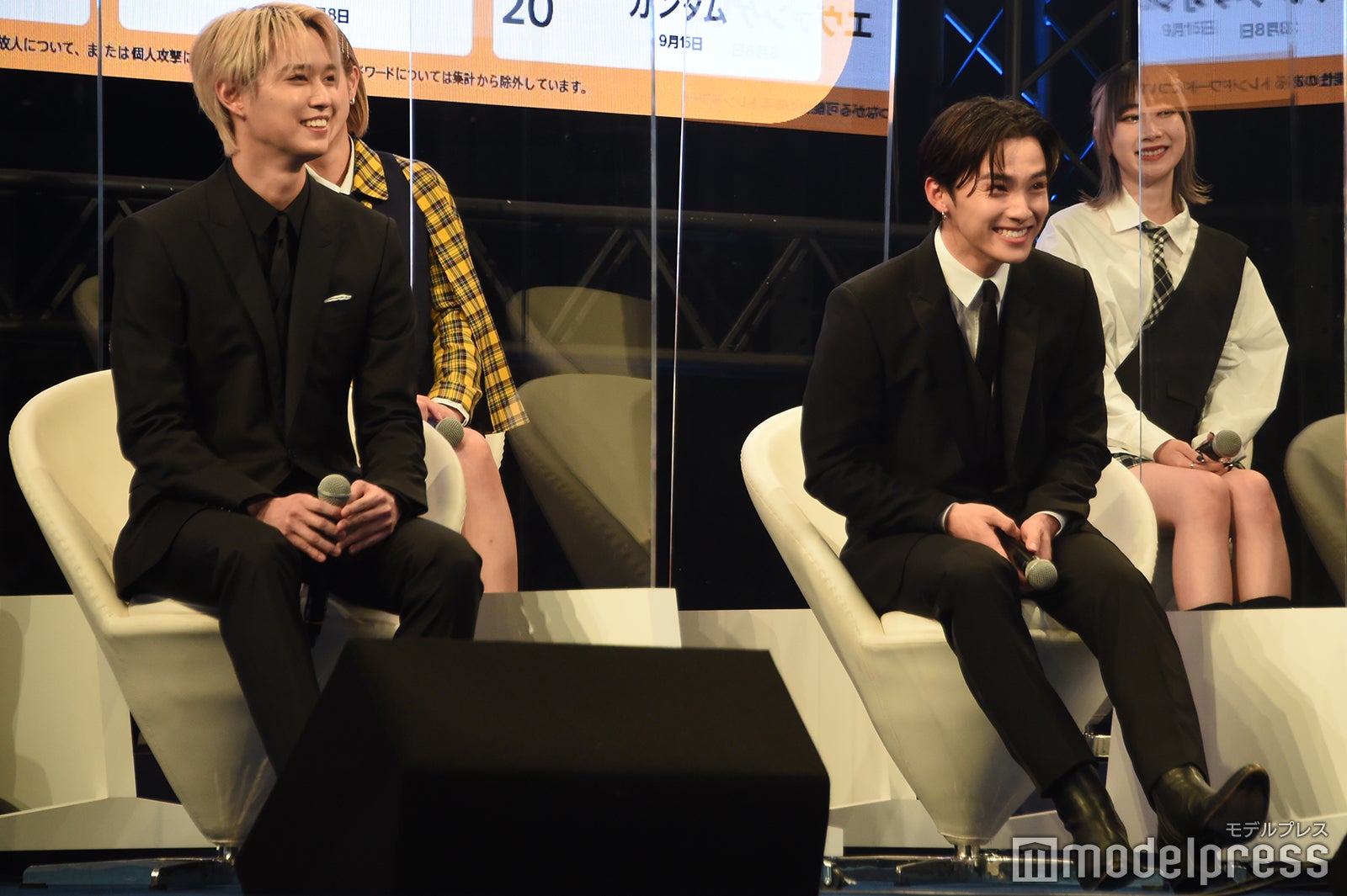 白岩瑠姫、川西拓実（C）モデルプレス