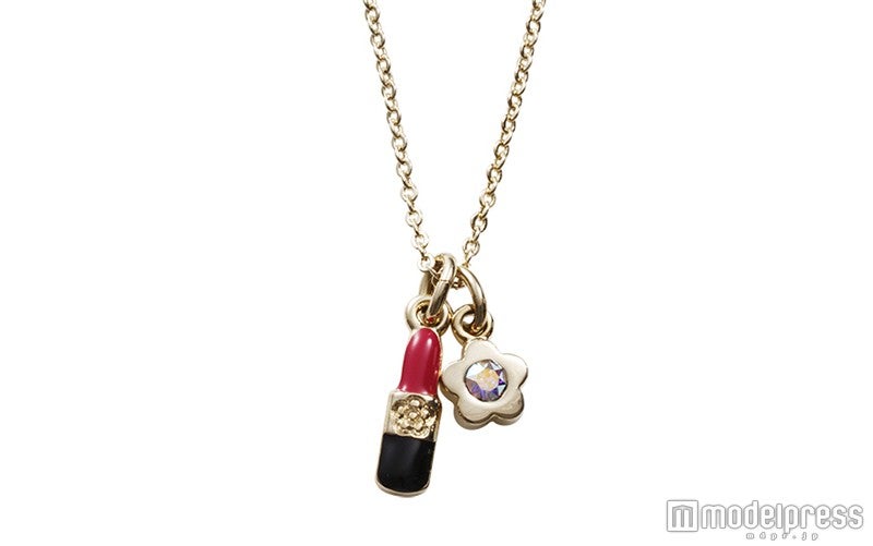 「リップモチーフネックレス」3,000円（税抜）