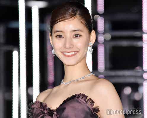 新木優子、美デコルテ輝く 総額1億5千万円のドレス&ジュエリーで登場
