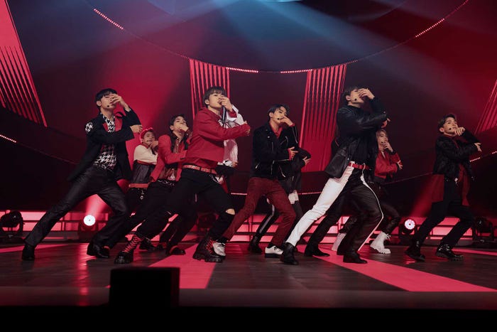 「JO1 Live Streaming Concert 『STARLIGHT DELUXE』」(C)LAPONE ENTERTAINMENT