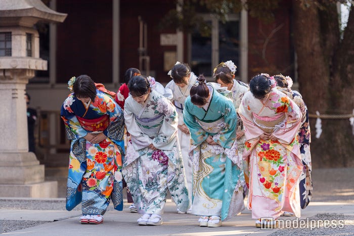(後列左から)林瑠奈、松尾美佑、黒見明香、岡本姫奈/(前列左から)清宮レイ、一ノ瀬美空、岩本蓮加、川崎桜(C)モデルプレス
