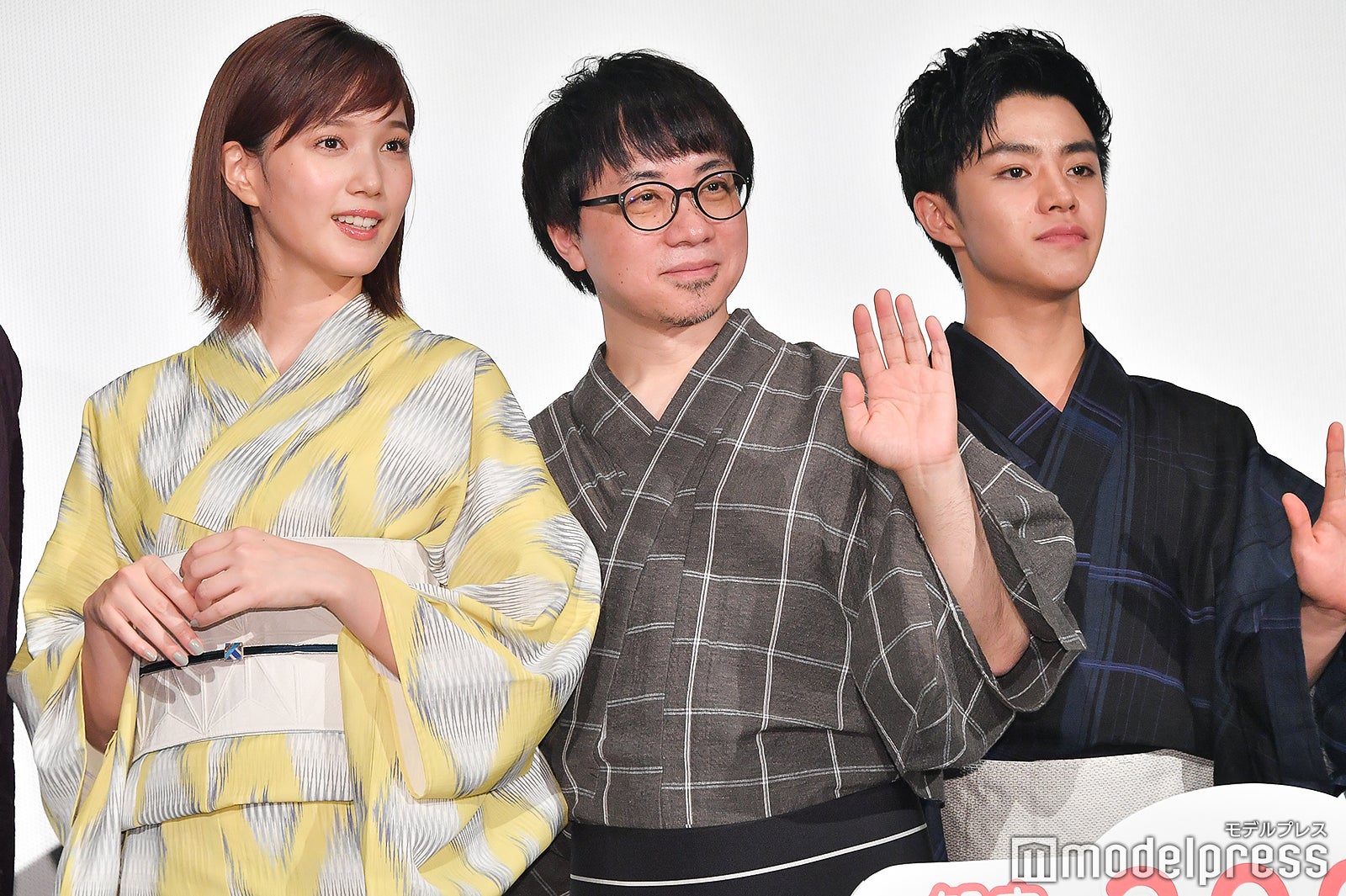 本田翼、新海誠監督、醍醐虎汰朗（C）モデルプレス