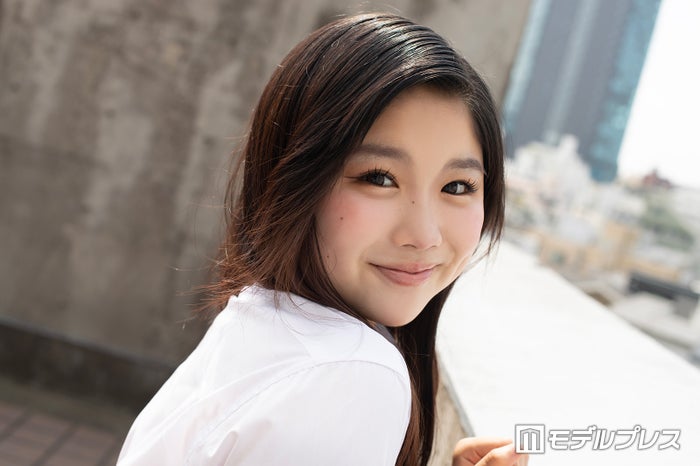 「今日好き」中島結音、黒髪前髪ぱっつんのニューヘア披露「雰囲気全然違う」「透明感際立つ」の声
