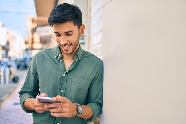 世界興収1位の中国映画 エイト ハンドレッド 戦場の英雄たち 日本版予告編が公開 モデルプレス