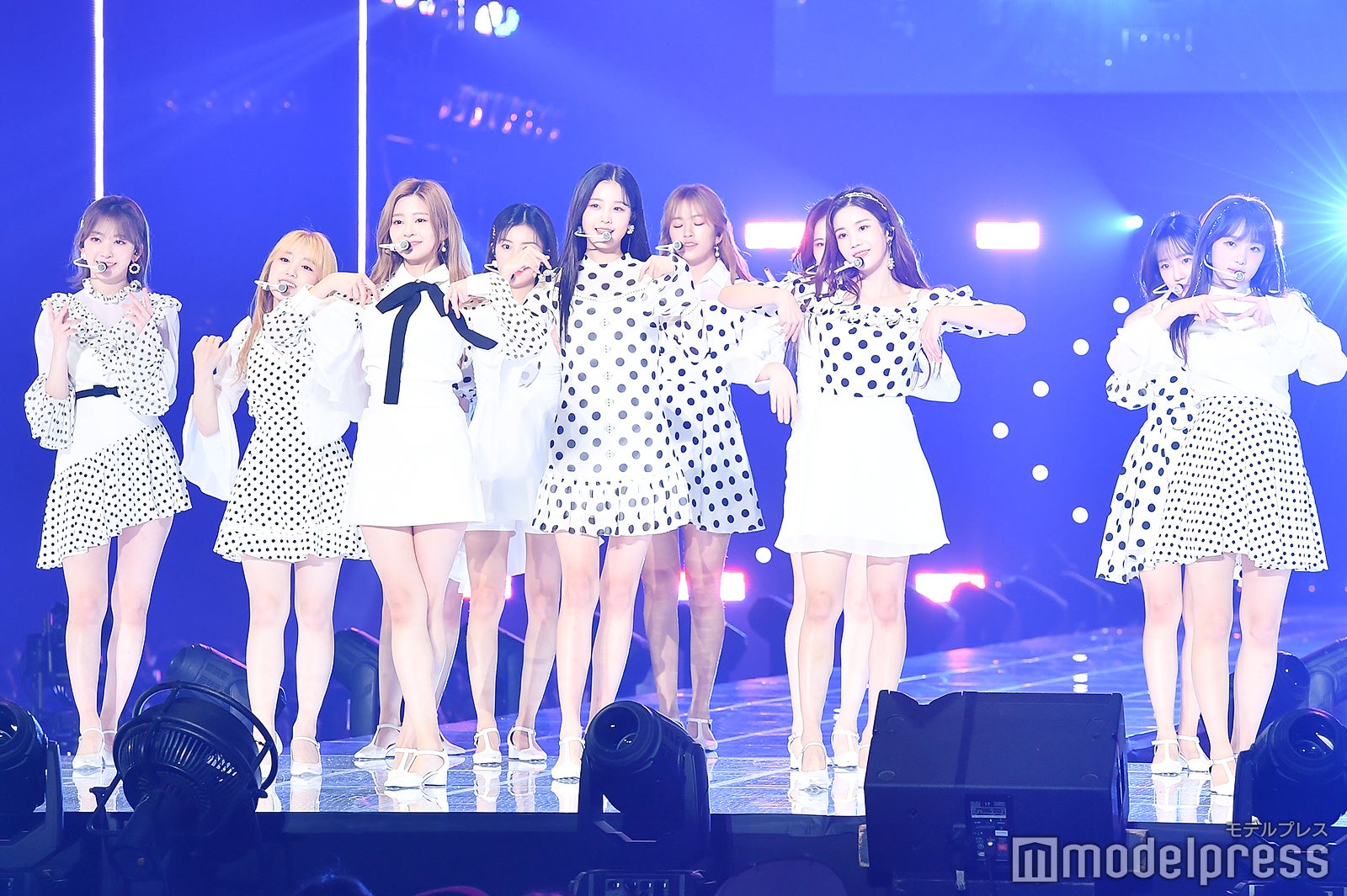 IZ＊ONE（C）モデルプレス