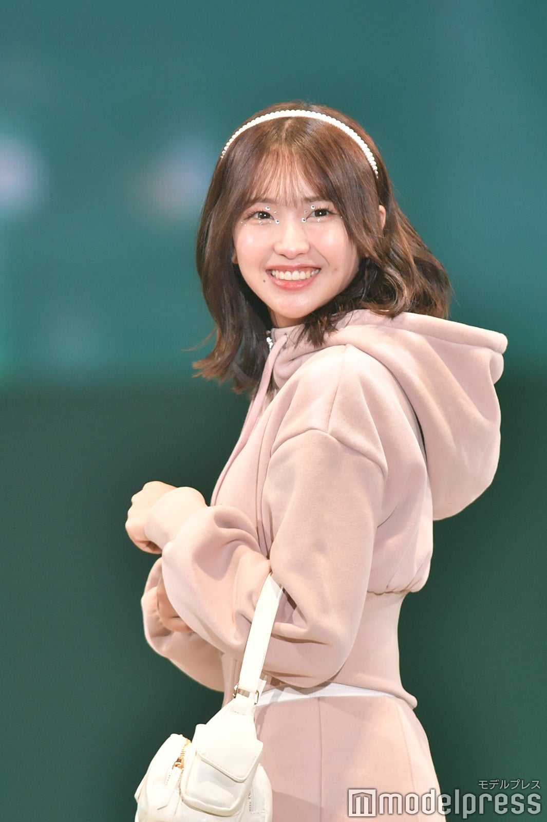 （C）モデルプレス