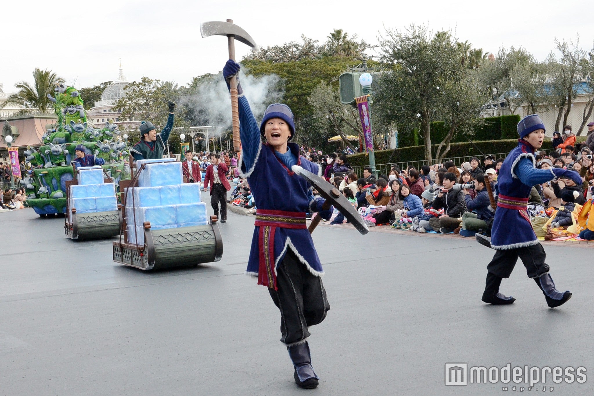 氷職人たち／「フローズンファンタジーパレード」（C）モデルプレス