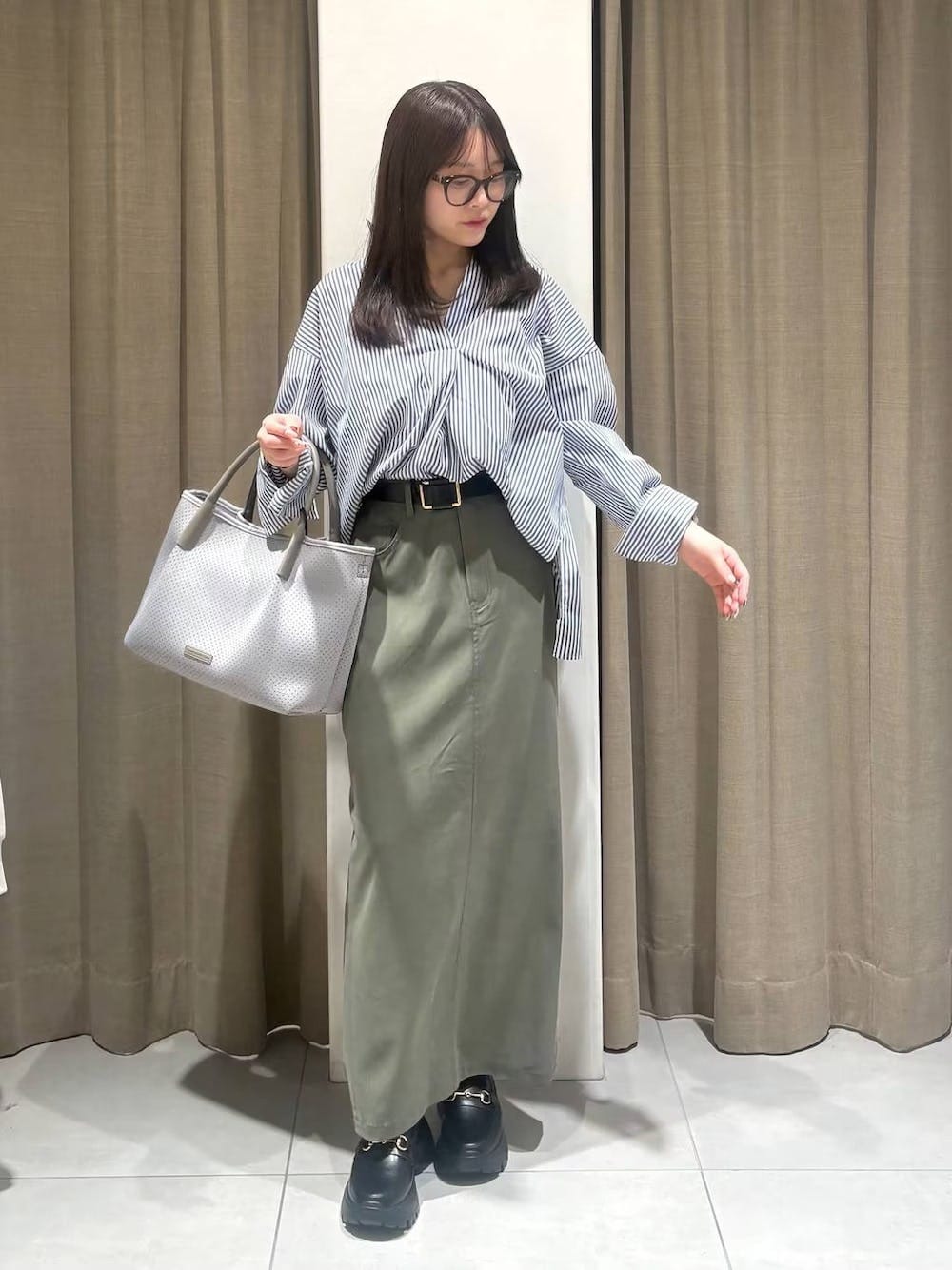 きれいめなカジュアルコーデにも合わせやすいのがうれしい　出典：WEAR