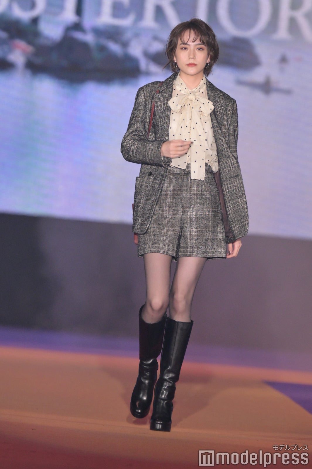 （C）モデルプレス