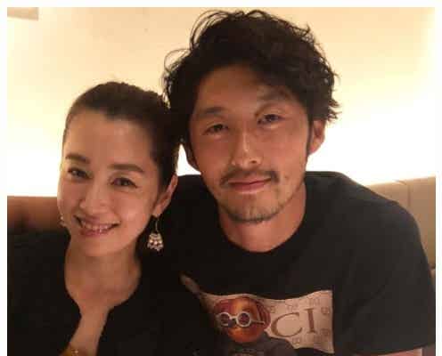 モデル仁香、交際中の年下カメラマンと揃ってテレビ出演