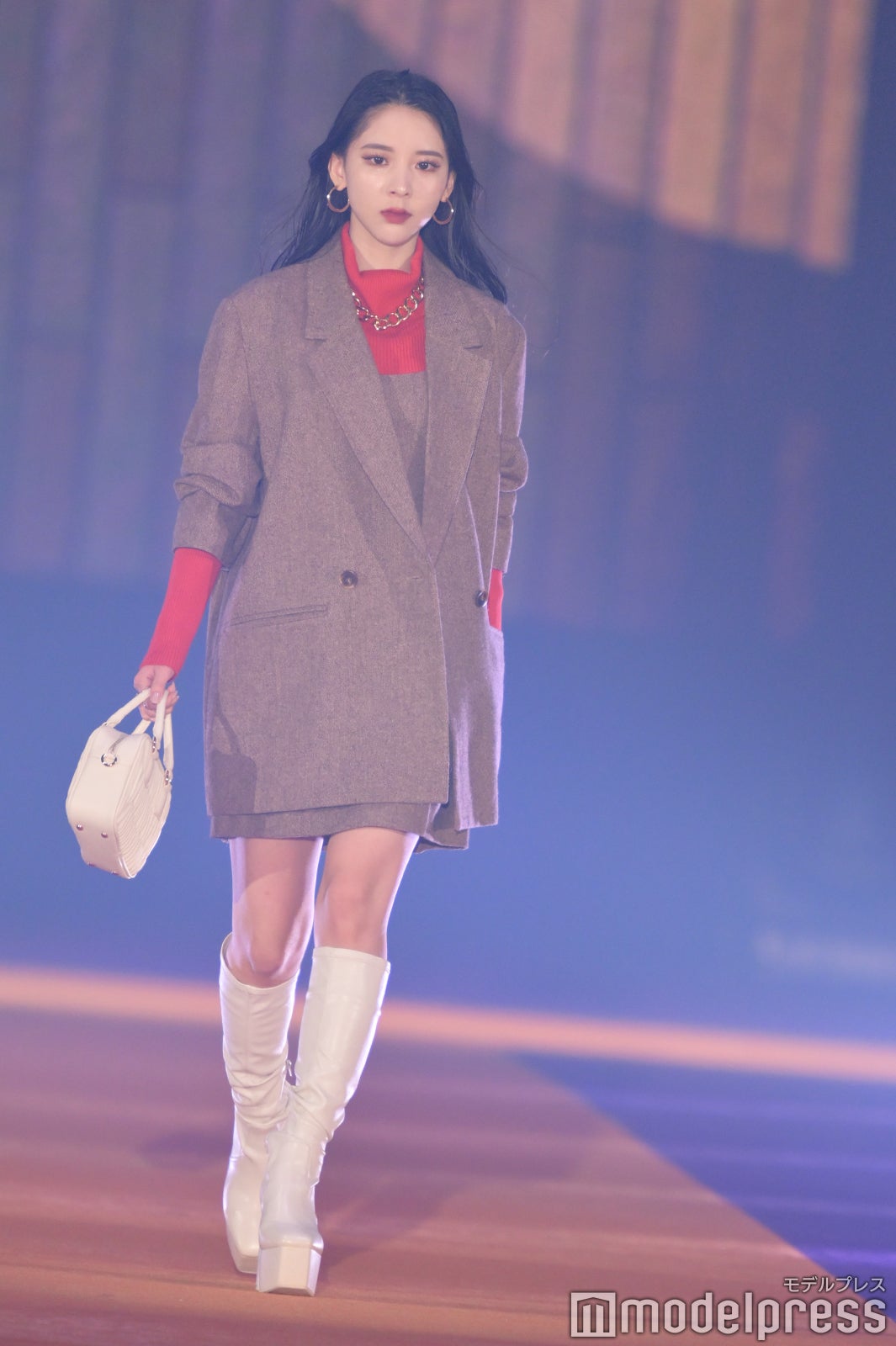 （C）モデルプレス