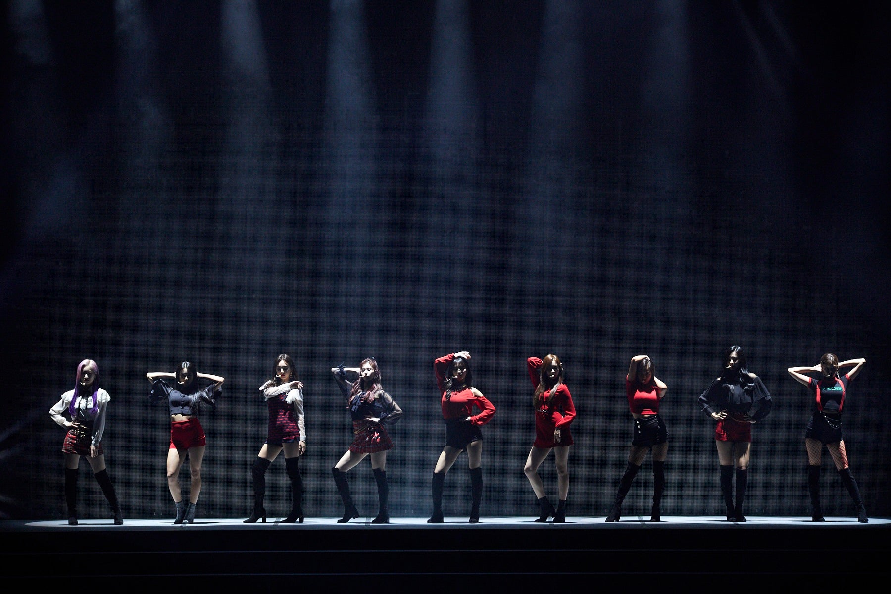 TWICE「TWICE 1st ARENA TOUR 2018 “BDZ”」より（撮影：撮影：田中聖太郎写真事務所）