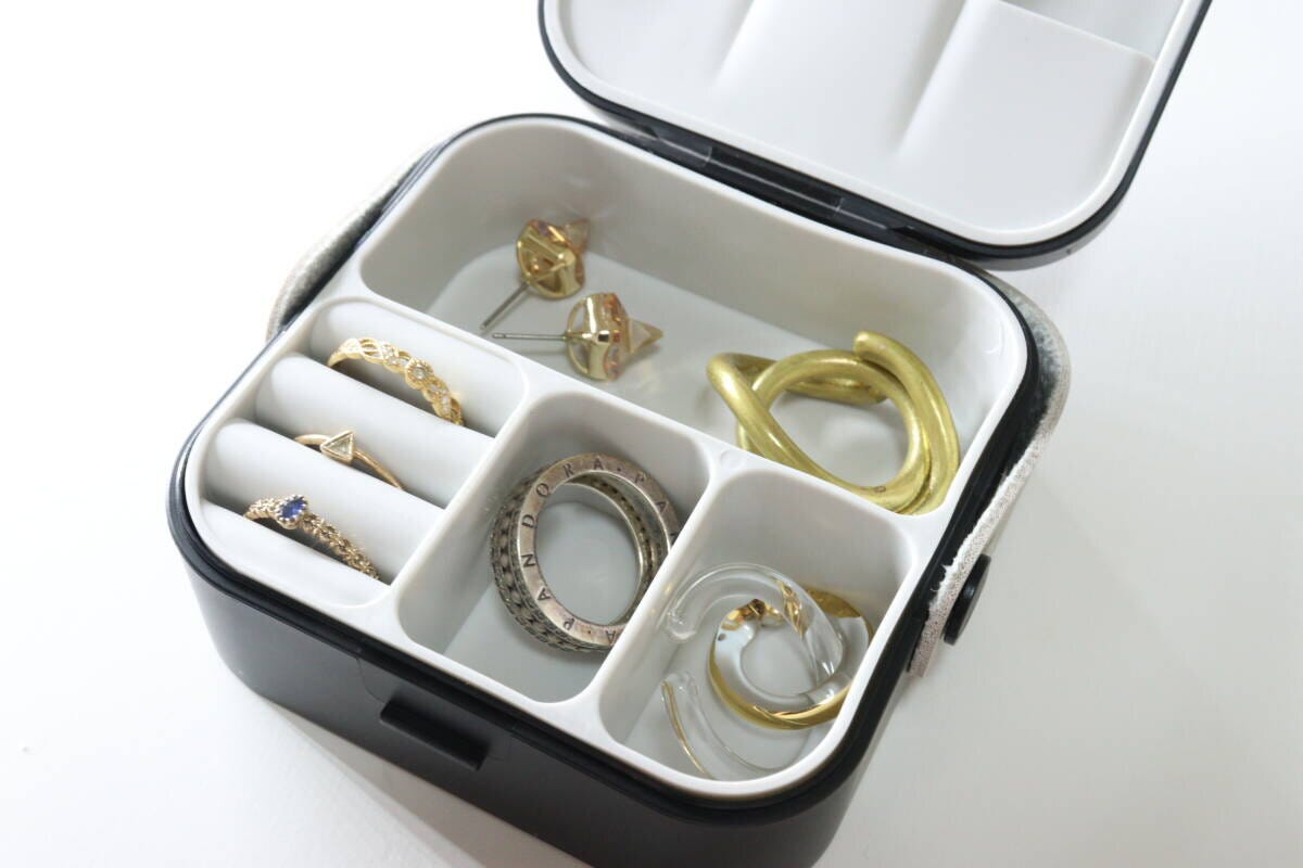 アクセサリー収納ボックス（外せるタイプ）　仕切り