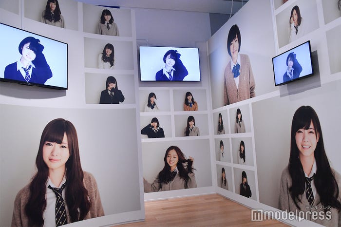 橋本奈々未さんの映像も!「乃木坂46 Artworks だいたいぜんぶ展」(C)モデルプレス