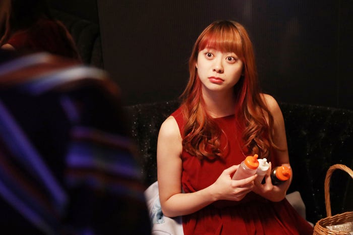 山下リオ (C)鈴木良雄・小学館/「フルーツ宅配便」製作委員会