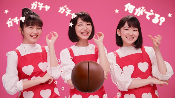 (左から)久間田琳加、浜辺美波、山田杏奈(提供画像)