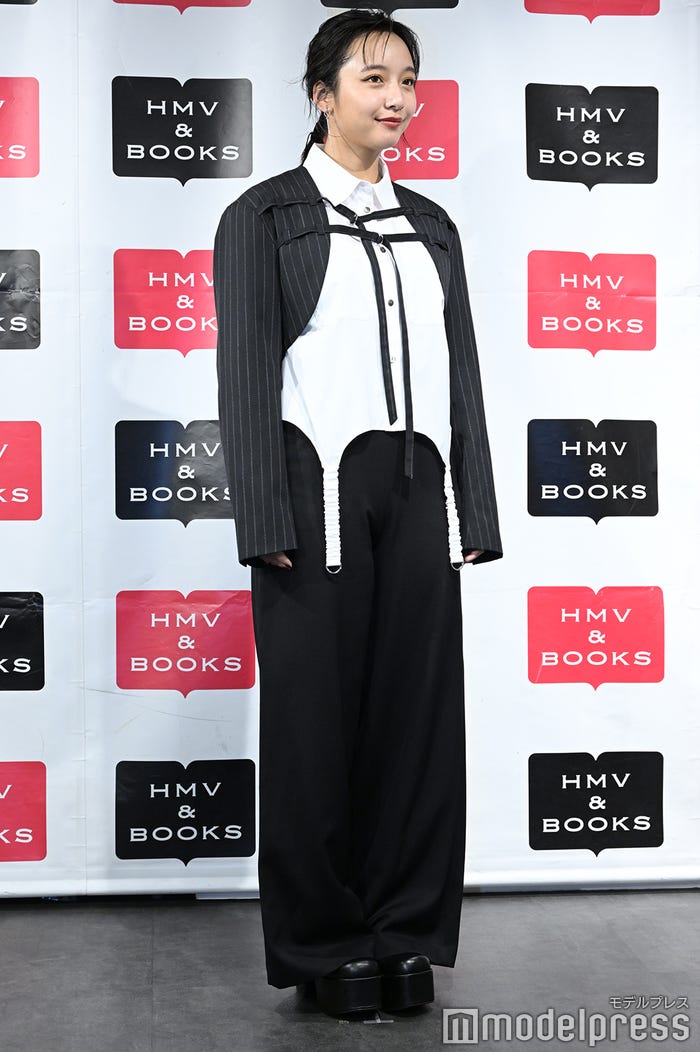 山之内すず(C)モデルプレス