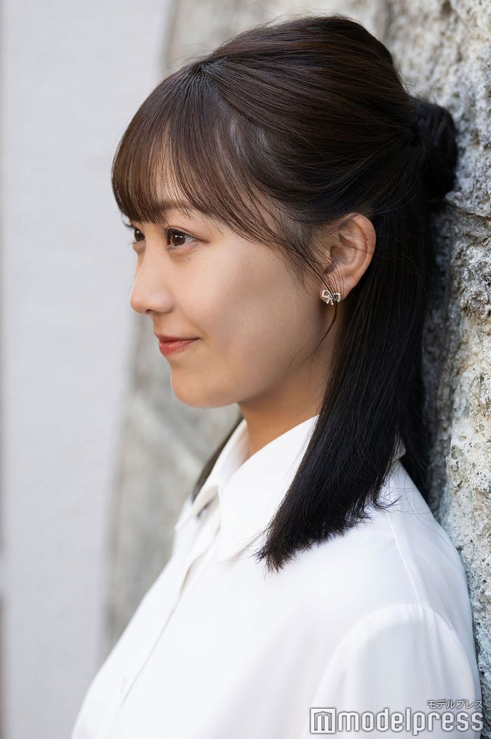 高崎春アナ(C)モデルプレス